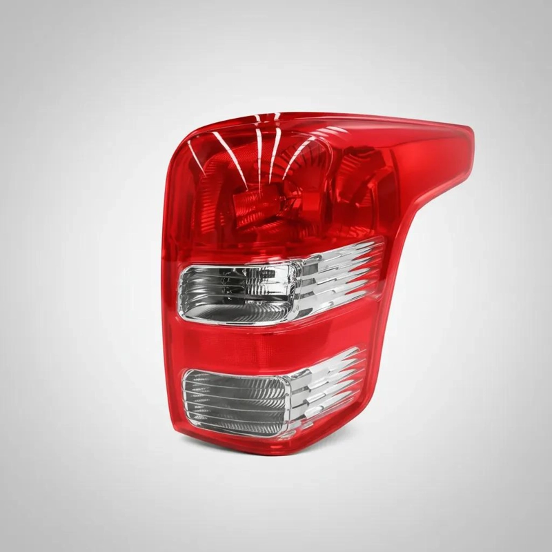 FOCO TRASERO DERECHO MITSUBISHI L200 2016-2019 - 4