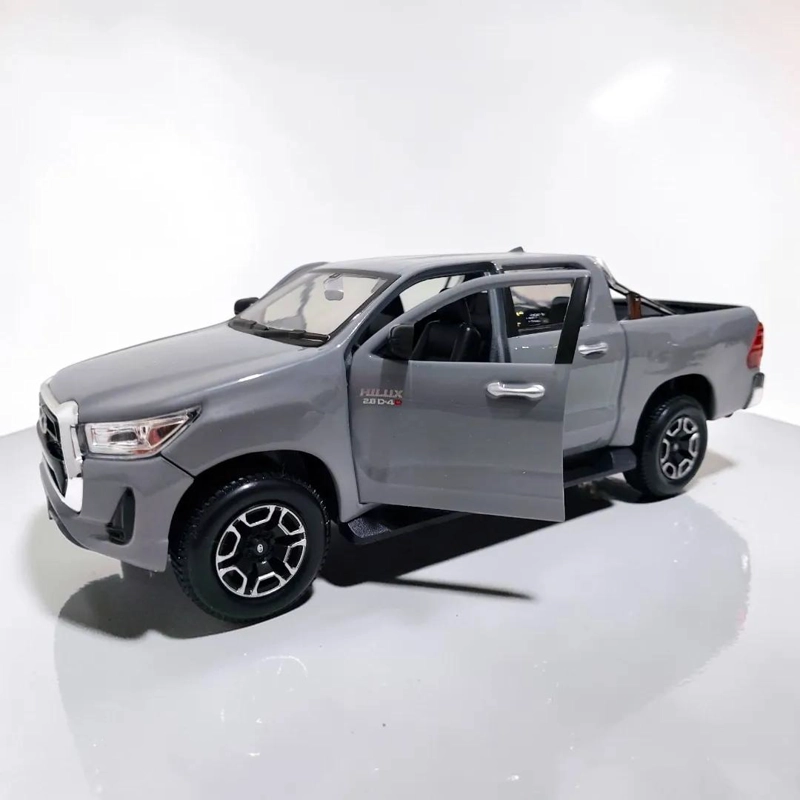 CAMIONETA 4X4 ESCALA 1:27 PARA COLECCION - 1