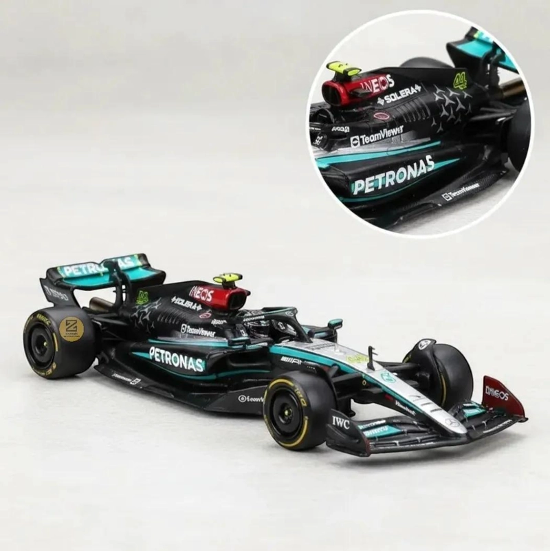 AUTO DE COLECCION F1 A ESCALA 1:18 - 3