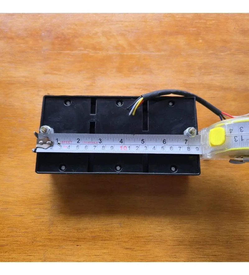 FOCOS FAROLES TRASEROS UNIVERSALES PARA CARROS - 3