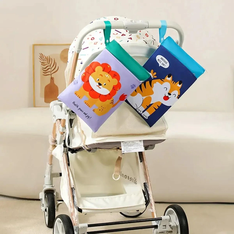 SET 4 BOLSAS IMPERMEABLES PARA PAÑALES Y MUDAS - 3