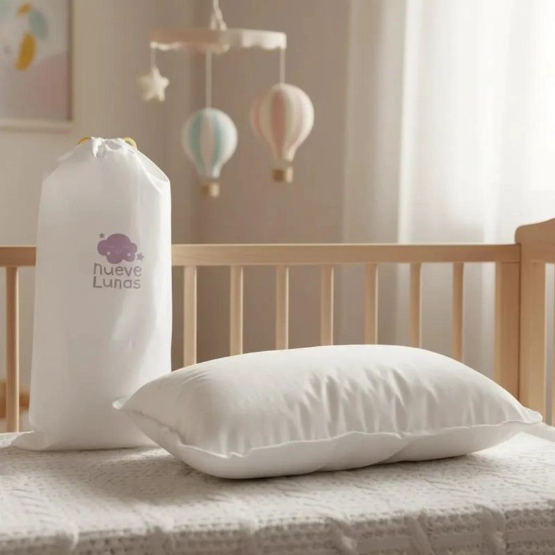 ALMOHADA PARA BEBE  CON FUNDA SUAVE - 1