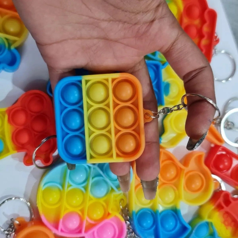 PACK DE 6 POP IT LLACEROS FORMAS VARIADAS - 3