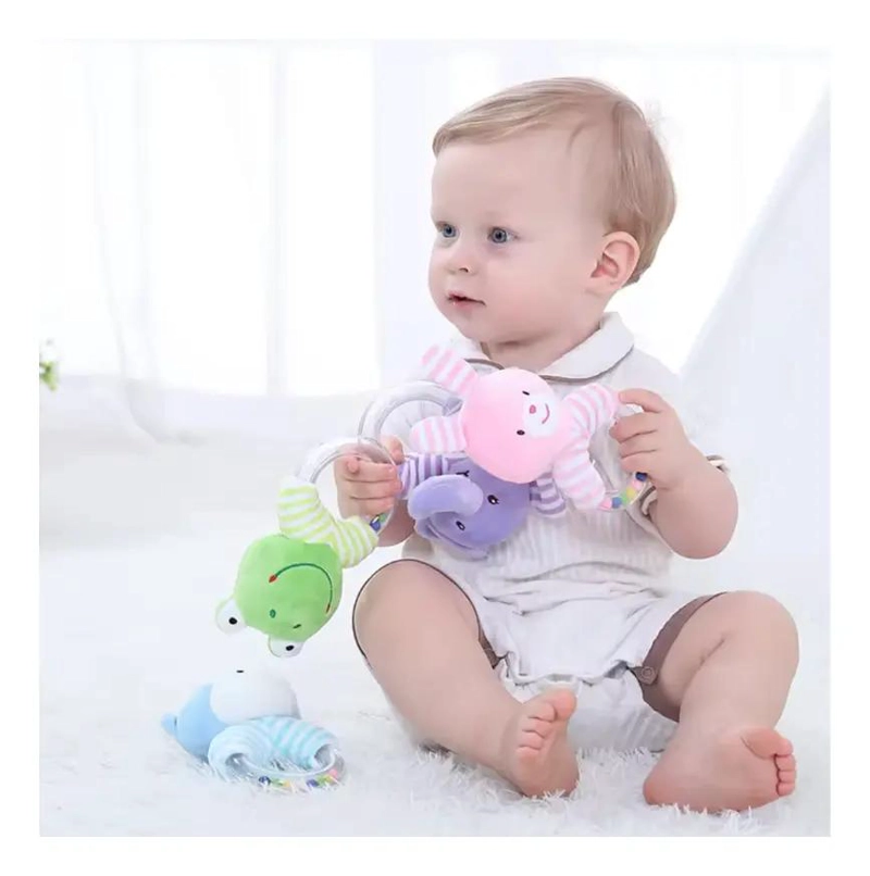 SET DE 5 PELUCHES DE FELPA CON SONAJEROS - 2