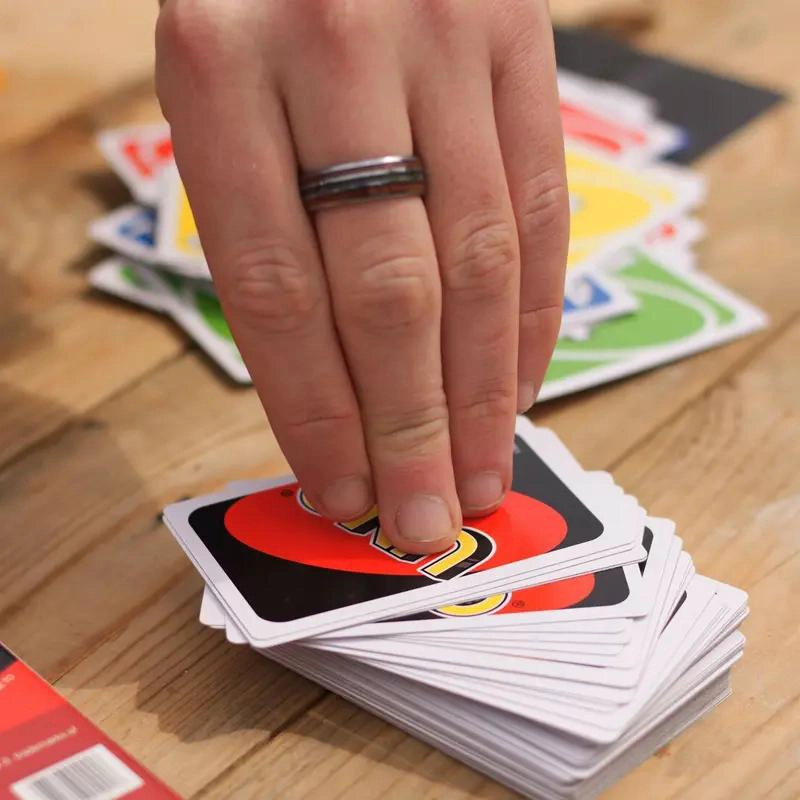 JUEGO DE CARTAS UNO DELUXE CON CAJA DE ALUMINIO - 5