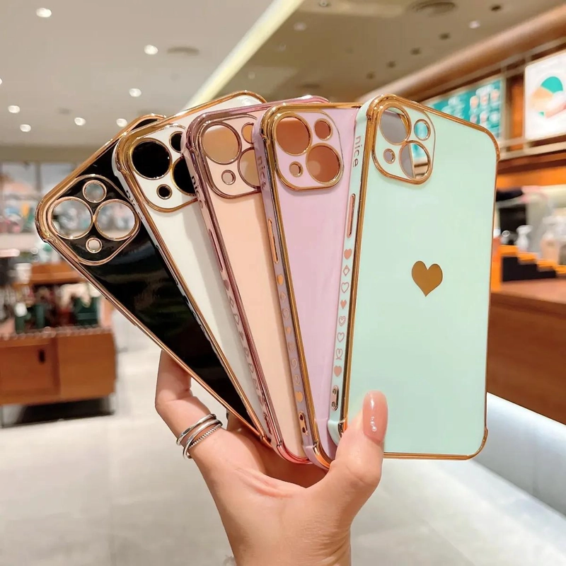 CARCASA TPU PREMIUM CORAZONES PARA IPHONE 13/12/11 - 2