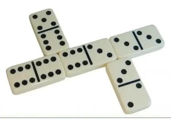 CAMISETA DE JUEGO DOMINO 28 PIEZAS - 3