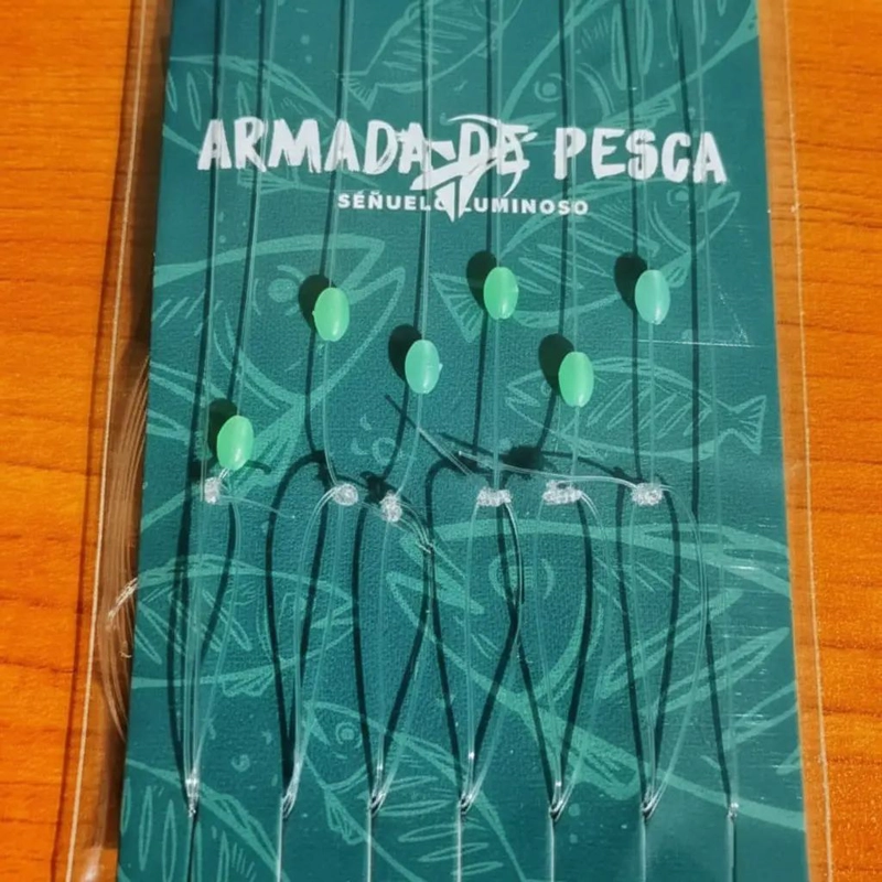 SEÑUELO DE PESCA ARMADA PARA ATRAER PECES - 4