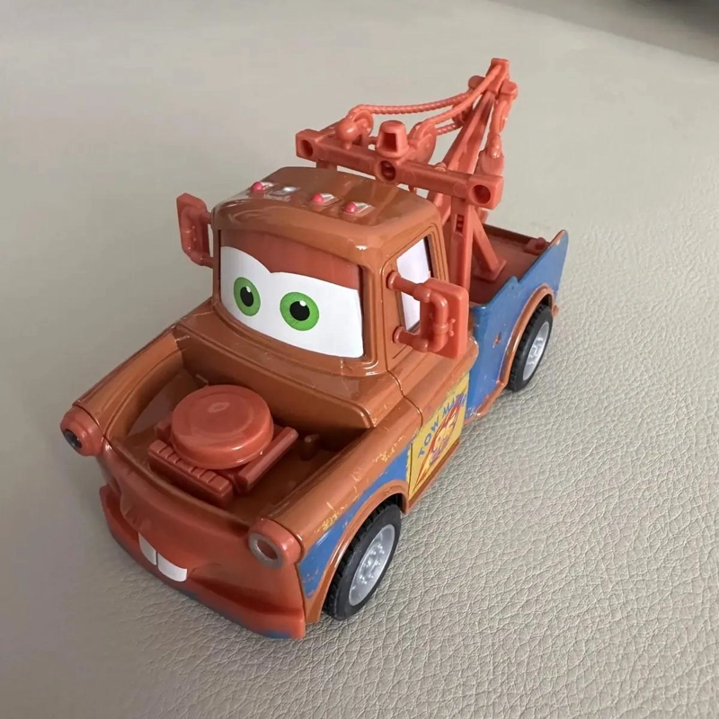 GRUA MATE PELICULA CARS RAYO MCQUEEN JUGUETE - 4