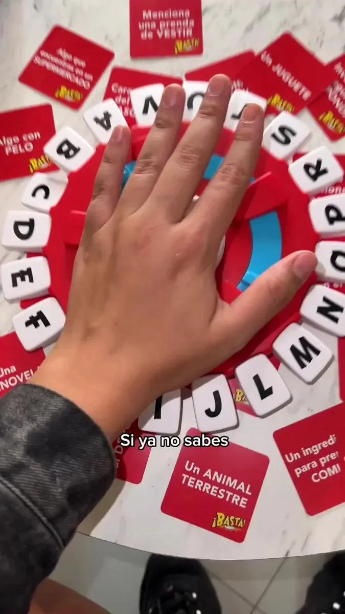 JUEGO DE MESA PIENSA RAPIDO EN ESPAÑOL - 2