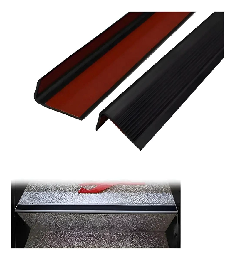 GRADAS DE ESCALA GOMA NEGRA 5X2.5CM 3 METROS - 1