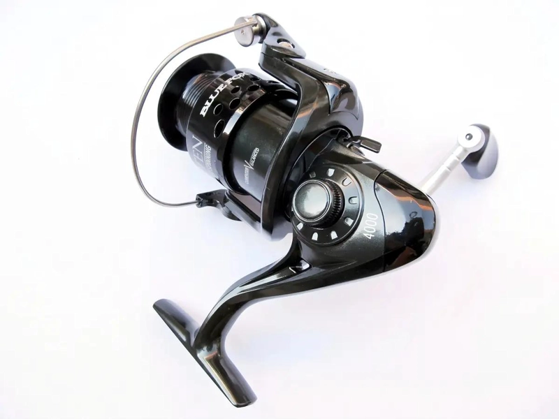 CARRETE DE PESCA TOLTEN 5000 - 4
