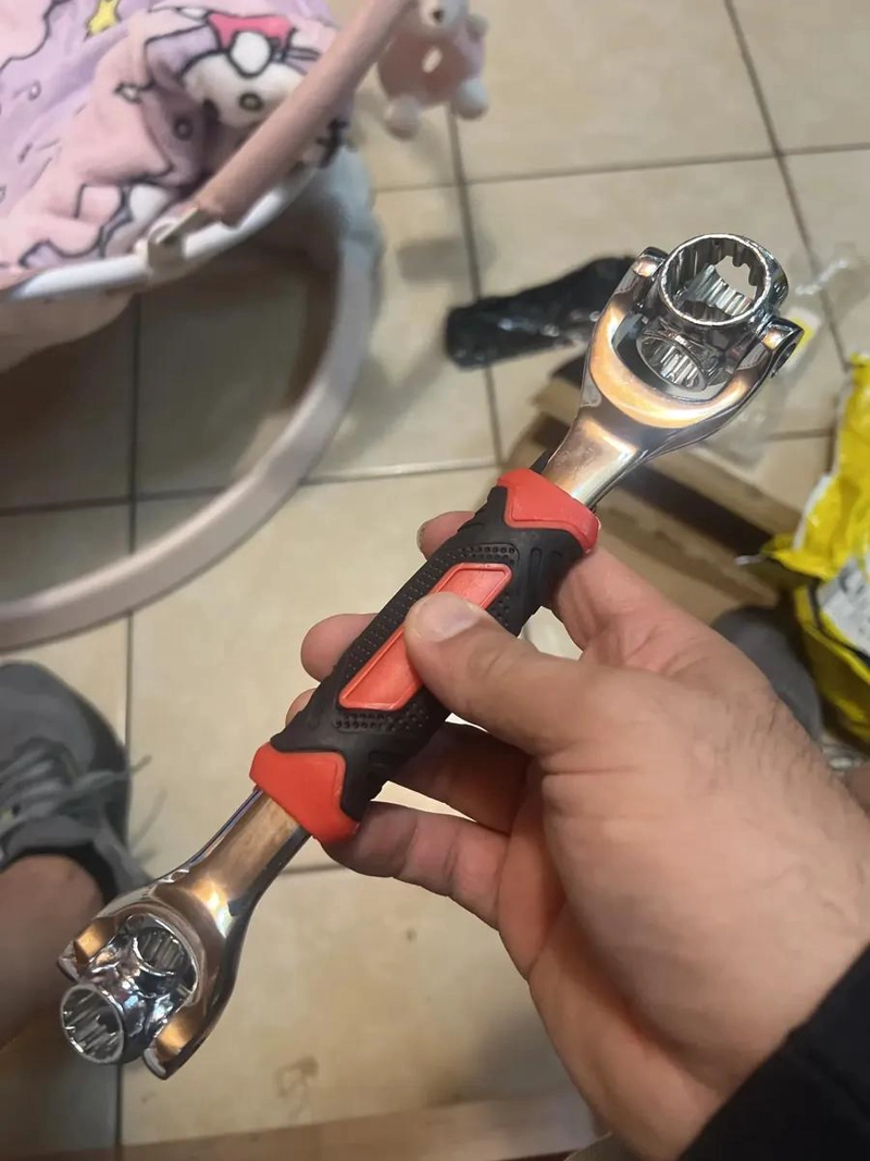 LLAVE MULTIUSO 48 EN 1 GIRO 360° COLOR PLATEADO - 5