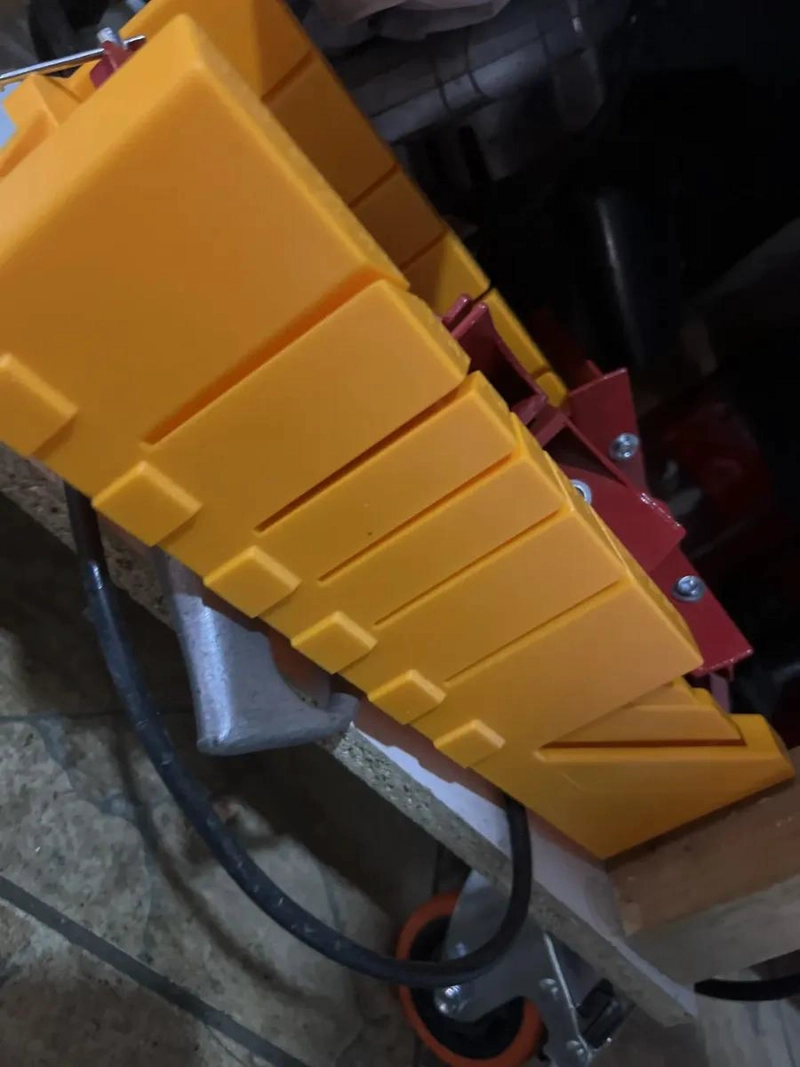 SERRUCHO TIPO COSTILLA 300MM PARA BRICOLAJE - 3