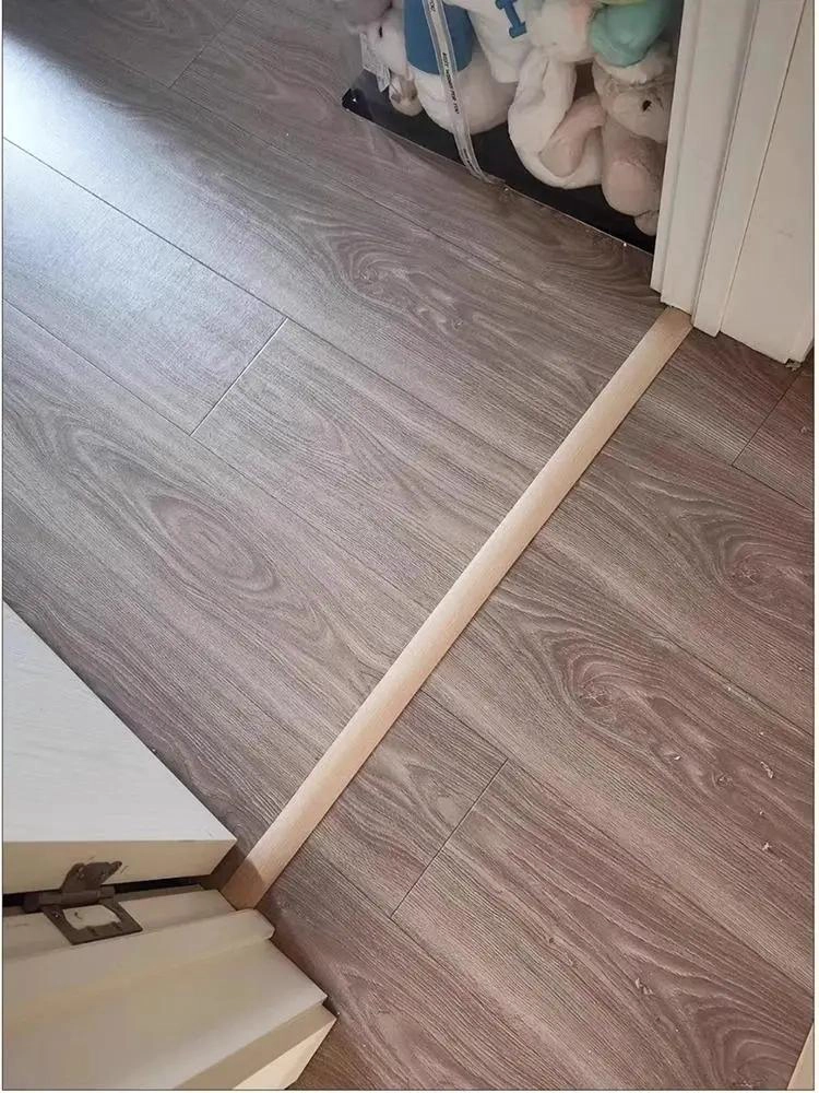 CINTA DE TRANSICION AUTOADHESIVA PVC 2M - 4