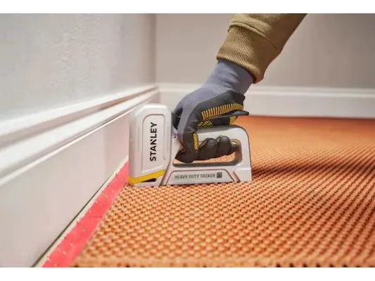 GRAPADORA PARA TRABAJO PESADO CON GRAPAS 1/4 A 9/16'' - 4