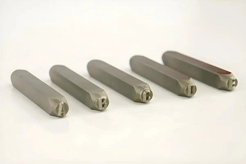 NUMEROS Y LETRAS DE GOLPE 8MM 36 PIEZAS PARA METALES - 2