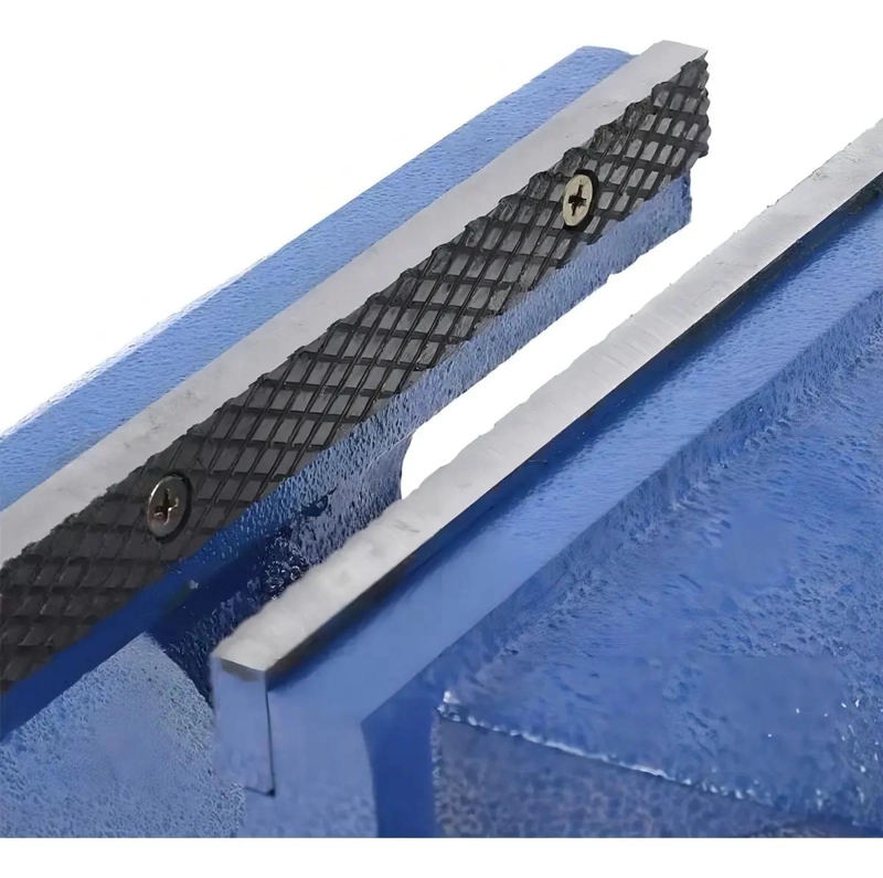 TORNILLO DE BANCO MECANICO 8'' CON BASE GIRATORIA Y YUGO - 4