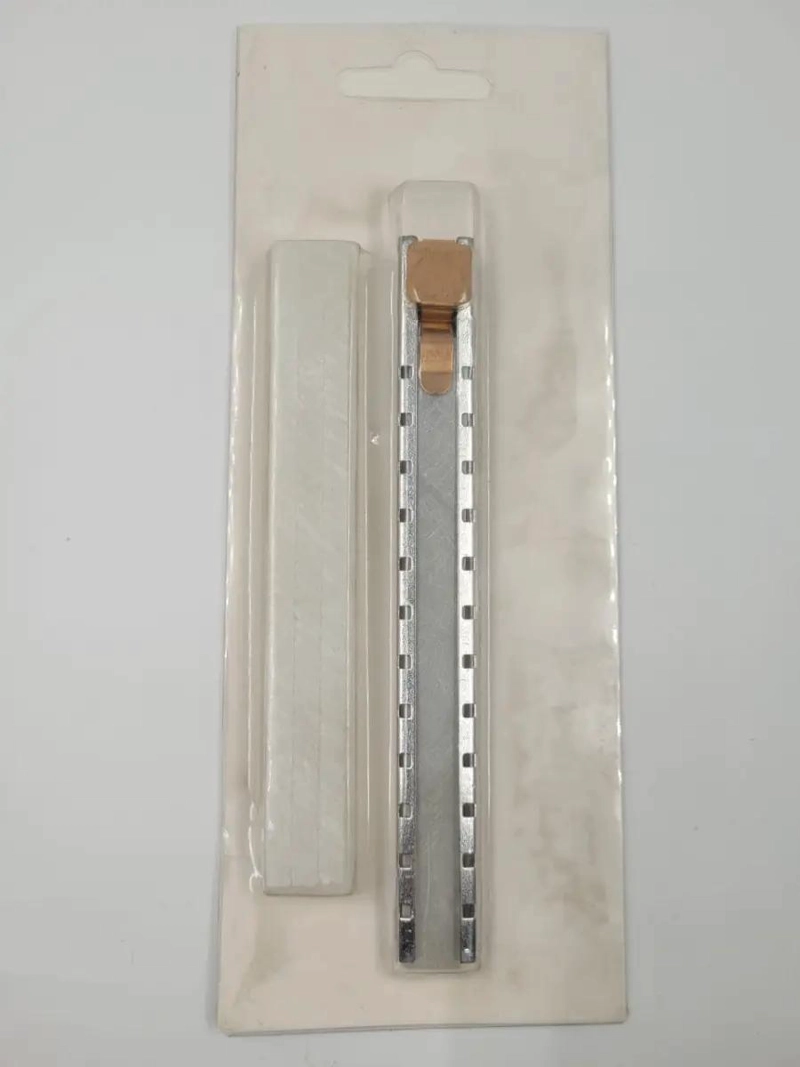 KIT PORTA TIZA METALICO CON 4 TIZAS - 5