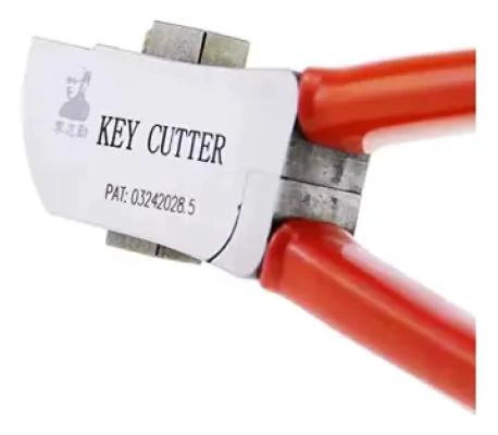 ALICATE PARA MAQUINA DUPLICADORA DE LLAVES CON CORTES DE - 2