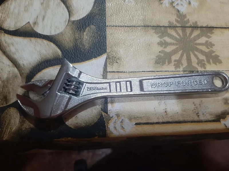 LLAVE FRANCESA AJUSTABLE 8 PULGADAS 200 MM - 5