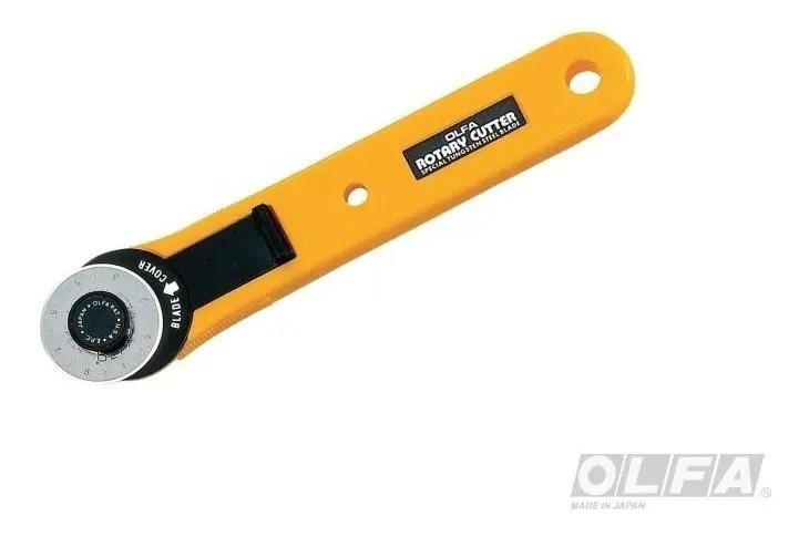 CUTTER ROTATIVO 28MM ANCHO HOJA 2.8CM AMARILLO - 1