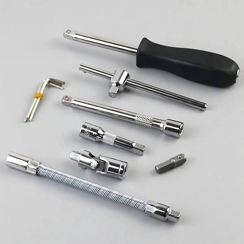 SET DE DADOS Y LLAVE DE TRINQUETE 46 PIEZAS - 4