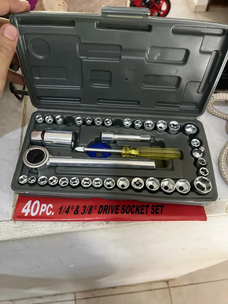 SET DE HERRAMIENTAS 40 PIEZAS PARA AUTO Y HOGAR - 1