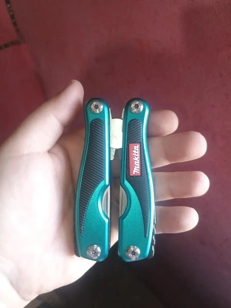 MULTIHERRAMIENTA 10 EN 1 DE ACERO INOXIDABLE - 2