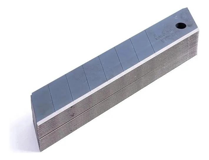 CUCHILLO UNIVERSAL 18MM CON 30 HOJAS DE ACERO - 3