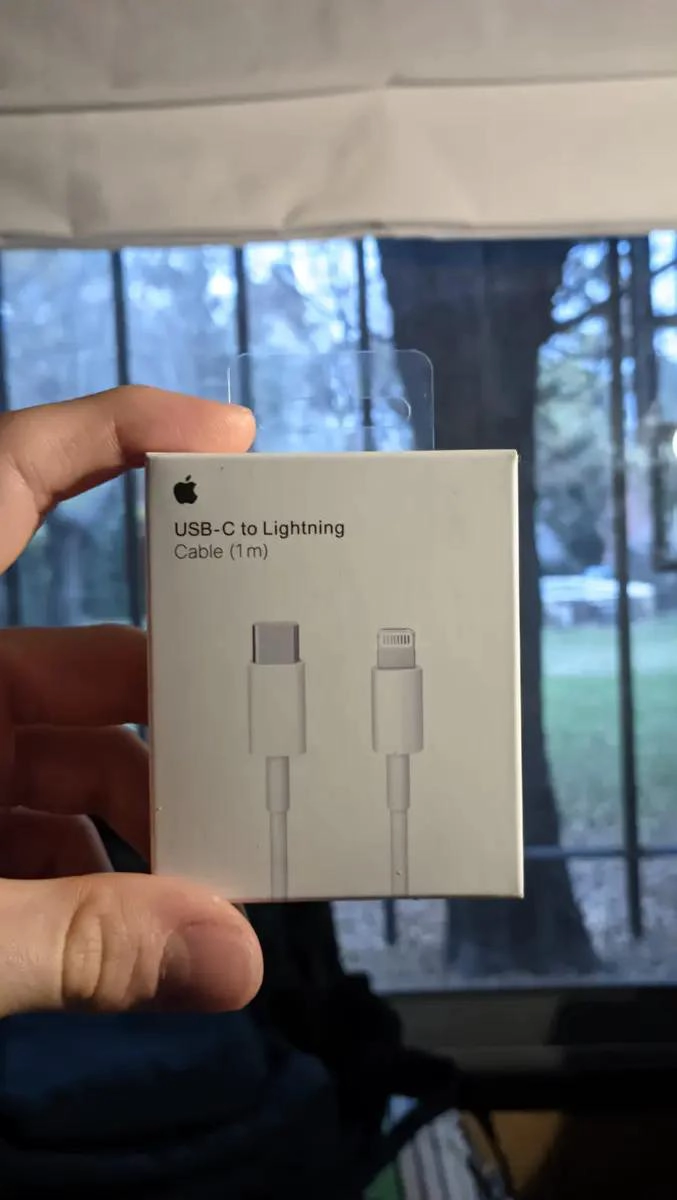 CABLE USB TIPO C A LIGHTNING 1 METRO - 4