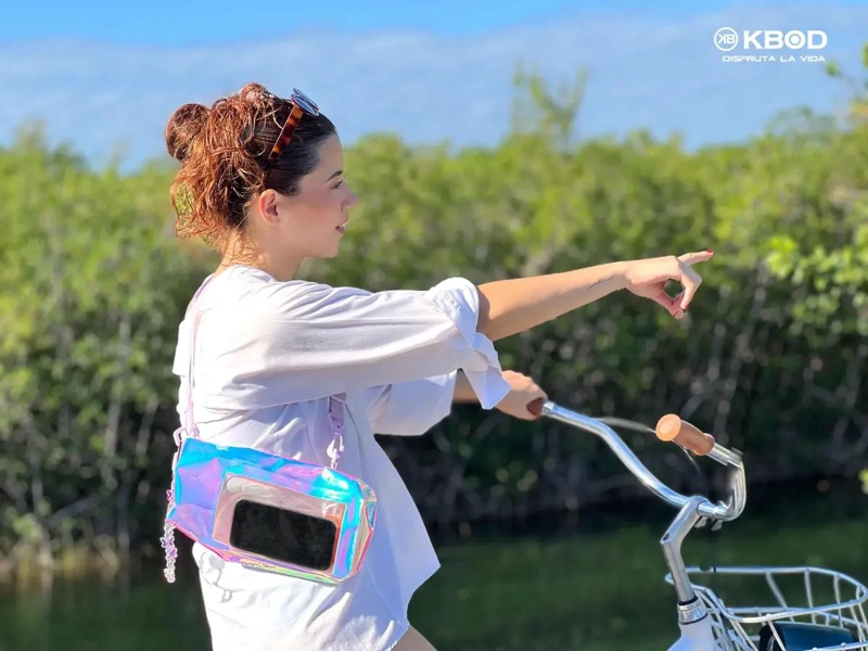 BOLSO SUMERGIBLE PARA CELULAR 2L IMPERMEABLE - 4