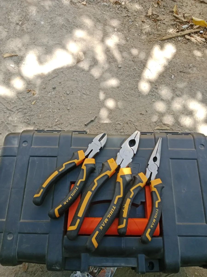 SET DE ALICATES 3 PIEZAS CON MANGO ERGONOMICO - 2