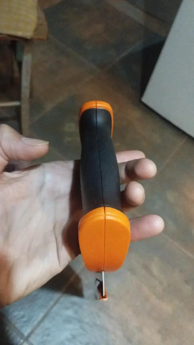 SERRUCHO AFILABLE 550 MM PARA MADERA Y PLASTICO - 5