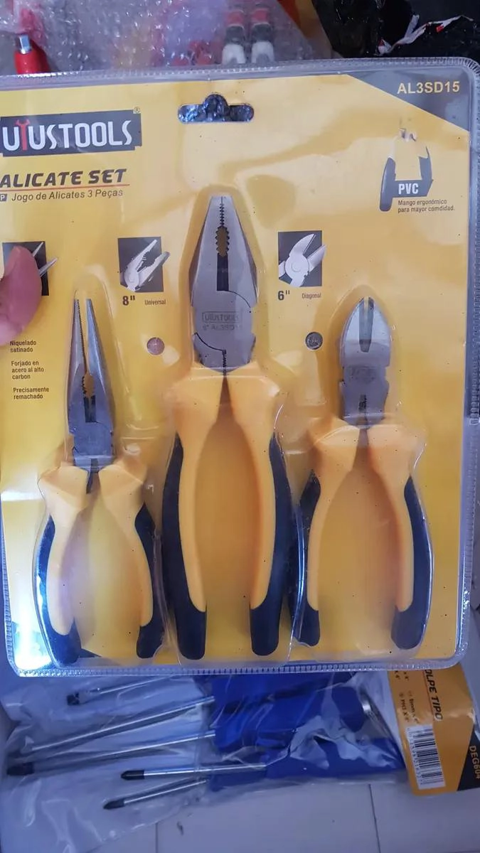 SET DE 3 ALICATES DE ACERO DE ALTO CARBONO - 1