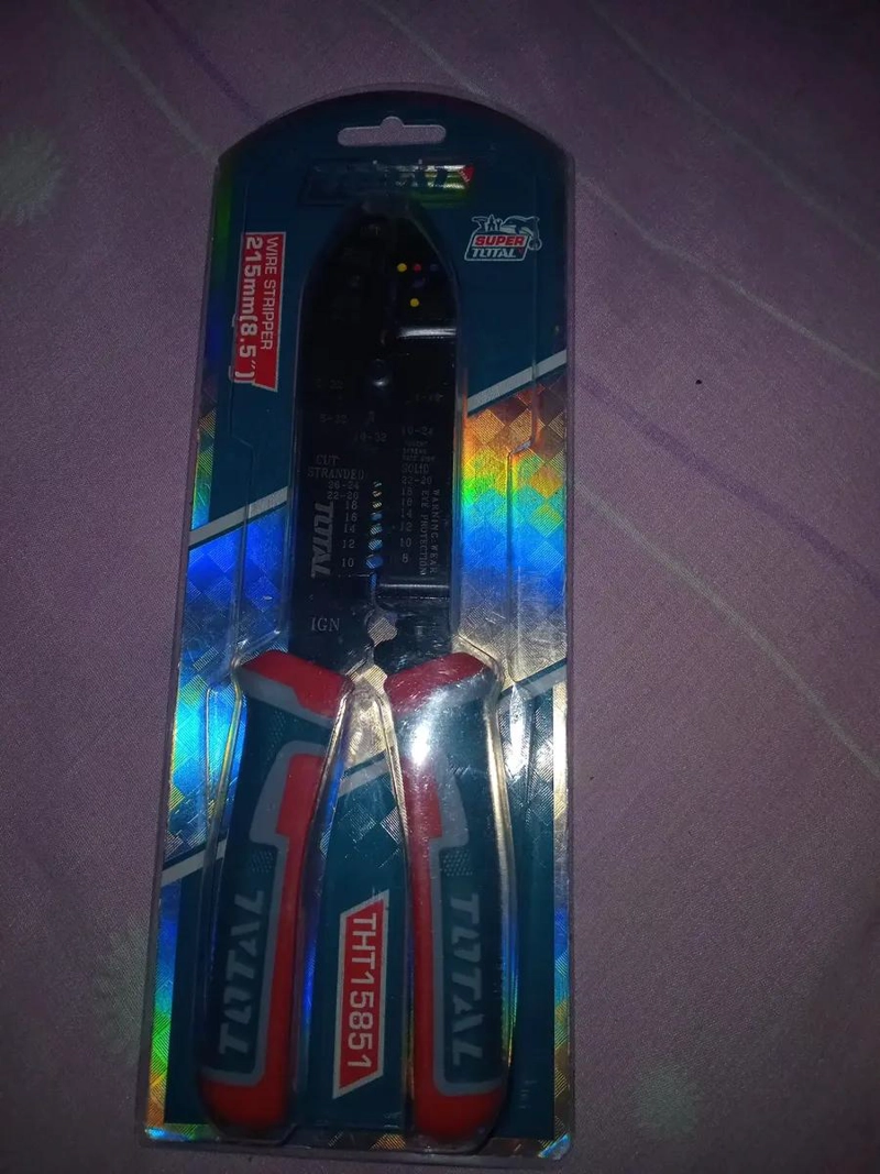 ALICATE PELACABLE 8 1/2 PULGADAS - 5
