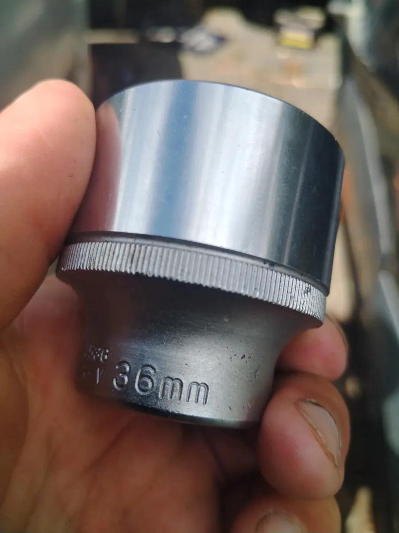 DADO HEXAGONAL 1/2' 35 MM PARA PERNOS - 1