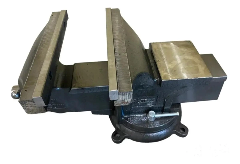 TORNILLO DE BANCO DE 10 PULGADAS COLOR NEGRO - 4