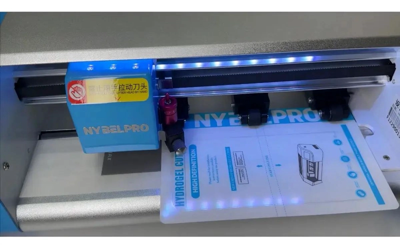 MAQUINA CORTADORA DE HYDROGEL CON CORTES ILIMITADOS - 3