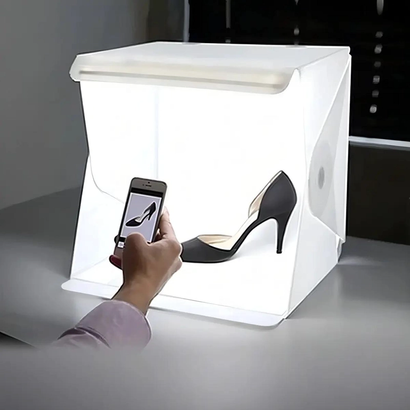 CAJA DE LUZ PLEGABLE PARA FOTOGRAFIA 30 CM CON LED - 2