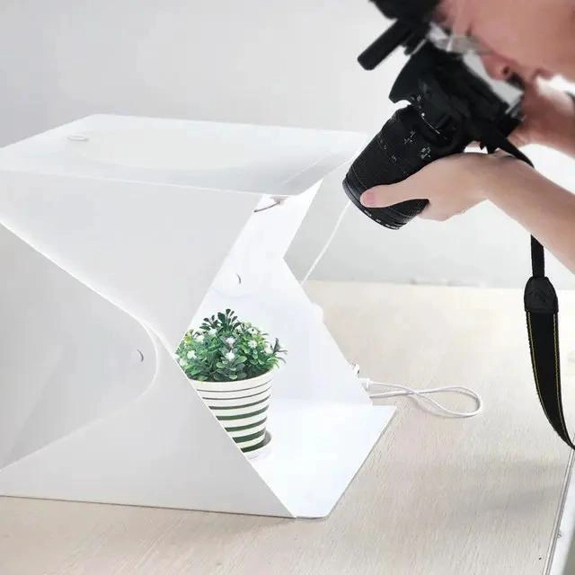 CAJA DE LUZ PLEGABLE PARA FOTOGRAFIA 30 CM CON LED - 5