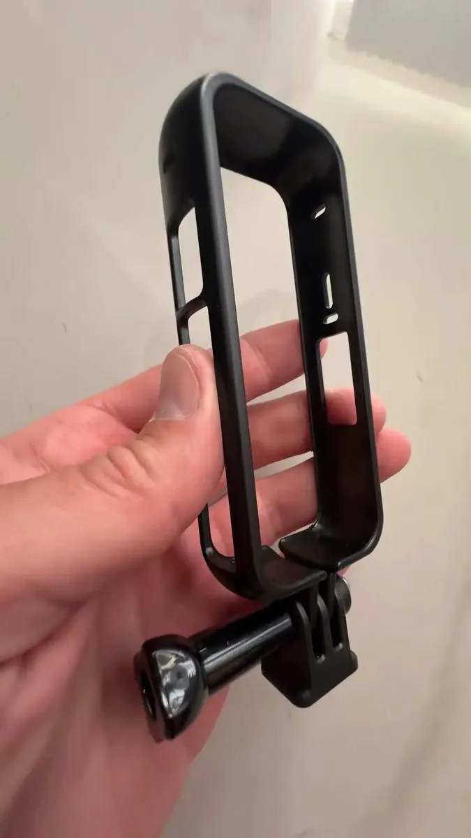 MARCO CON SOPORTE TRIPODE 1/4 PARA INSTA360 X3 - 3