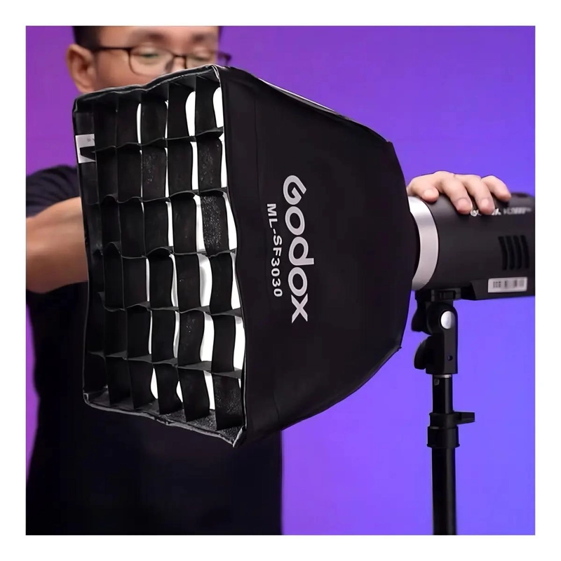 SOFTBOX PARA ILUMINACION CON GRILLA 30X30 CM - 5