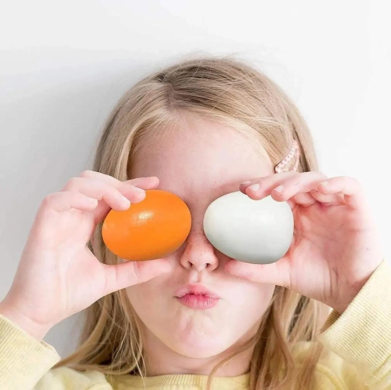 JUEGO DE 6 HUEVOS DE MADERA PARA JUEGO DE ROLES - 4