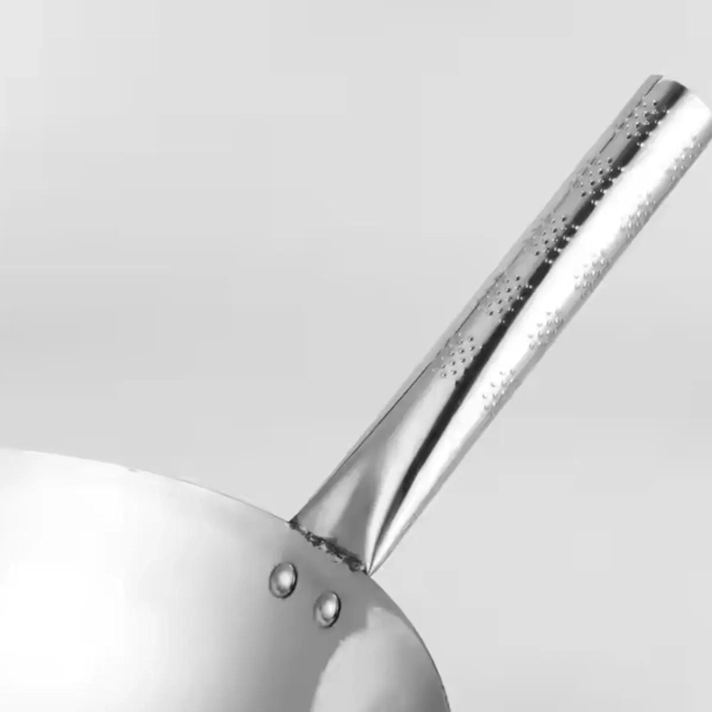WOK DE ACERO INOXIDABLE DE 40 CM PARA COCINA VERSATIL - 2