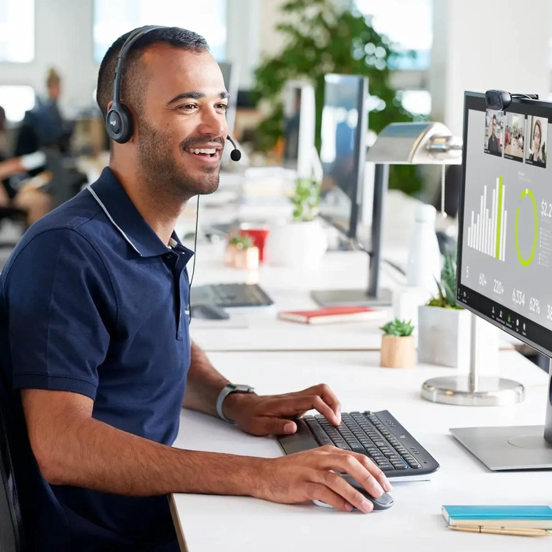 AUDIFONOS CON MICROFONO NEGRO PARA PC - 2