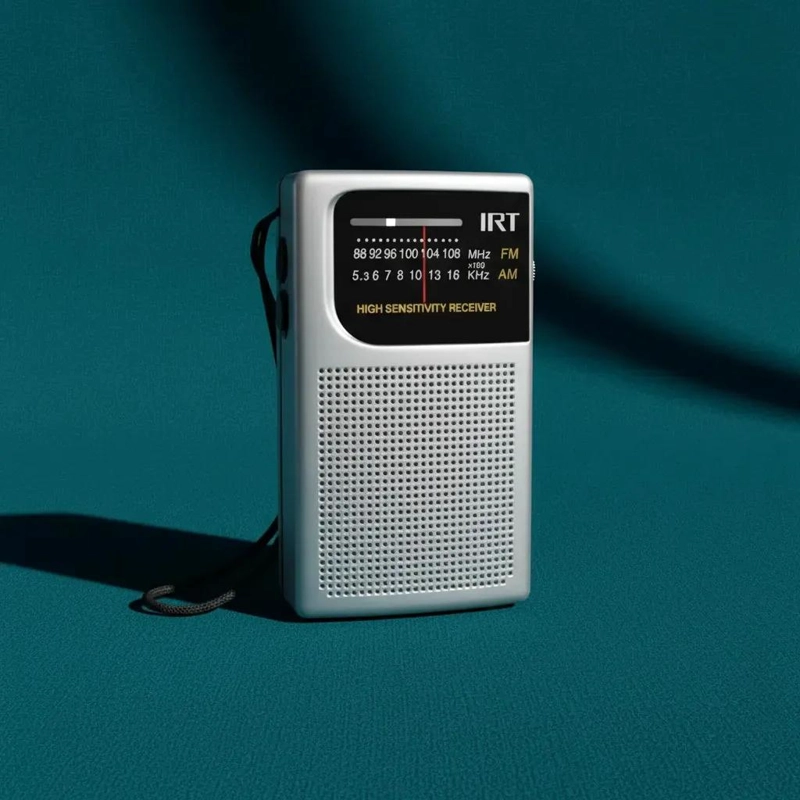 RADIO PORTATIL DE BOLSILLO AM/FM PLATEADA - 4
