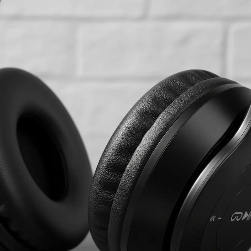 AURICULARES INALAMBRICOS CON LUZ RGB LED Y DISEÑO NEGRO - 4