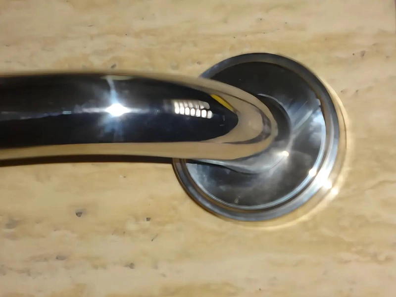 BARRA DE SEGURIDAD PARA BAÑO DE 47,5 CM ACERO INOXIDABLE - 4