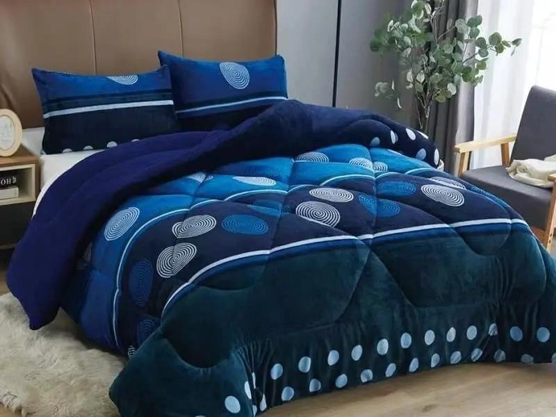 COBERTOR INVIERNO PLUSH KING AZUL CON CIRCULOS - 1